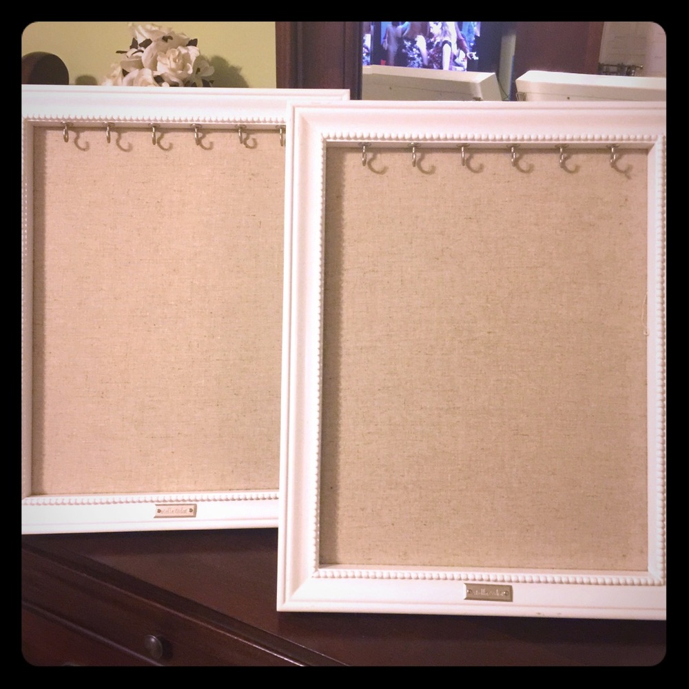 Stella and dot jewelry frame display